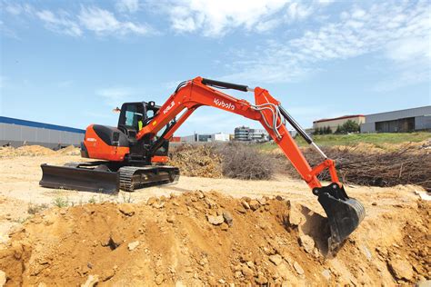 kubota 8 ton rental